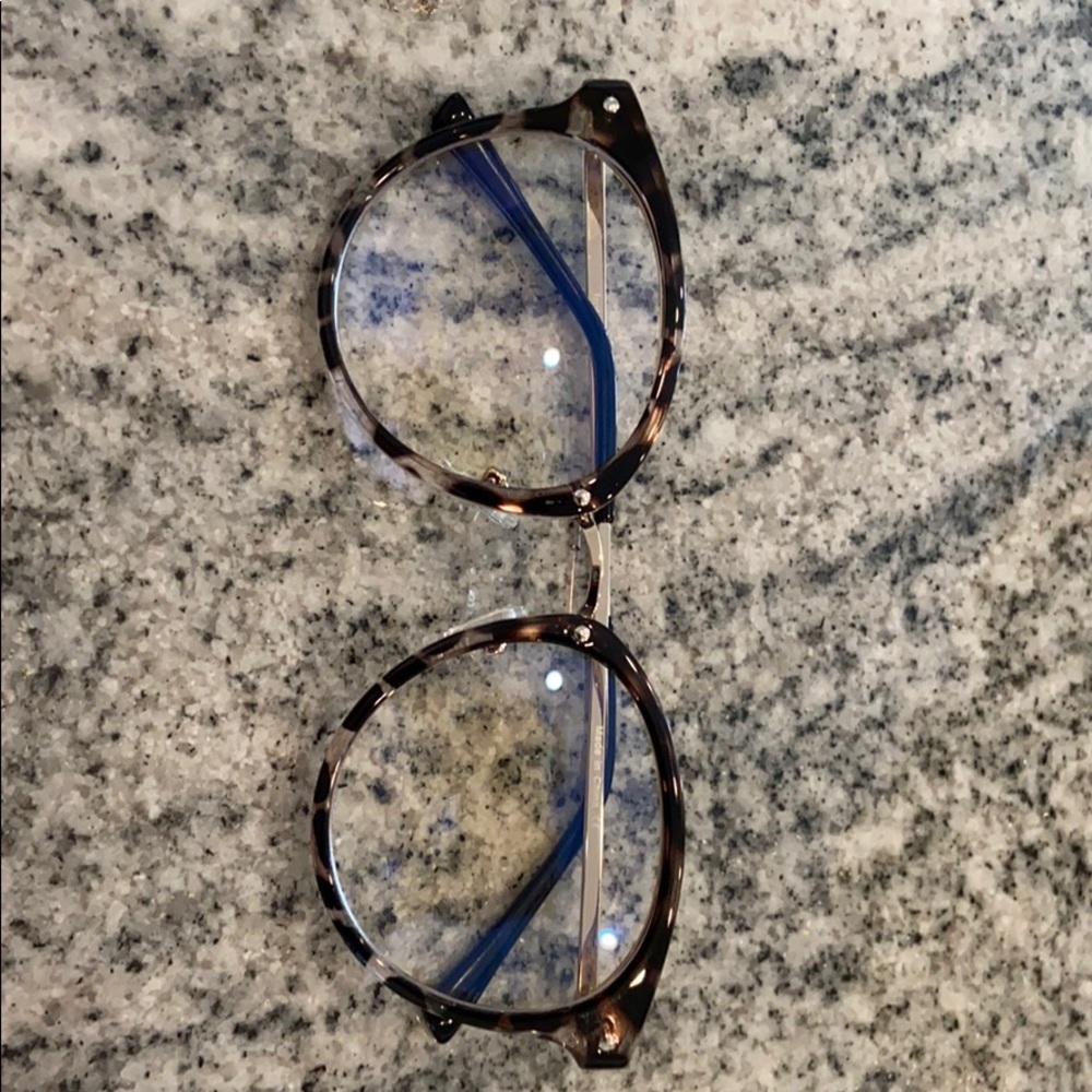 blue light glasses
